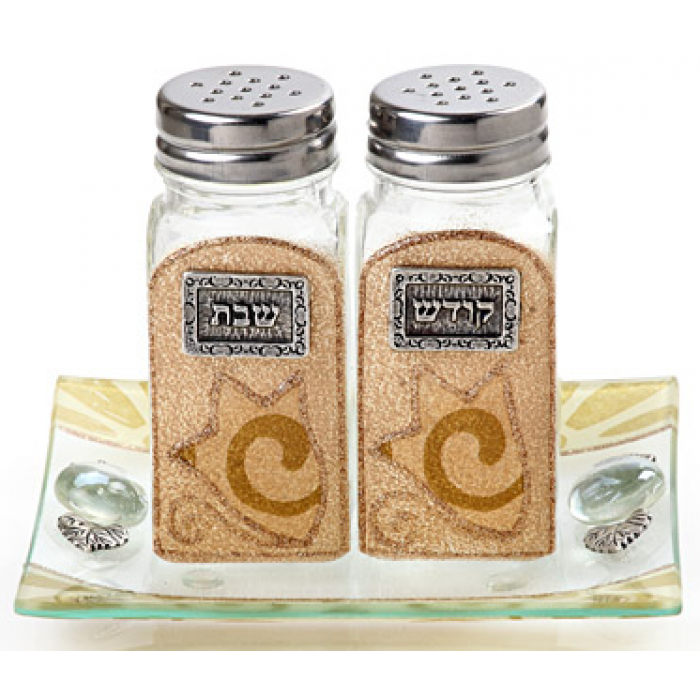 Glass Salt and Pepper Shakers for Shabbat with Neutral Flower Design